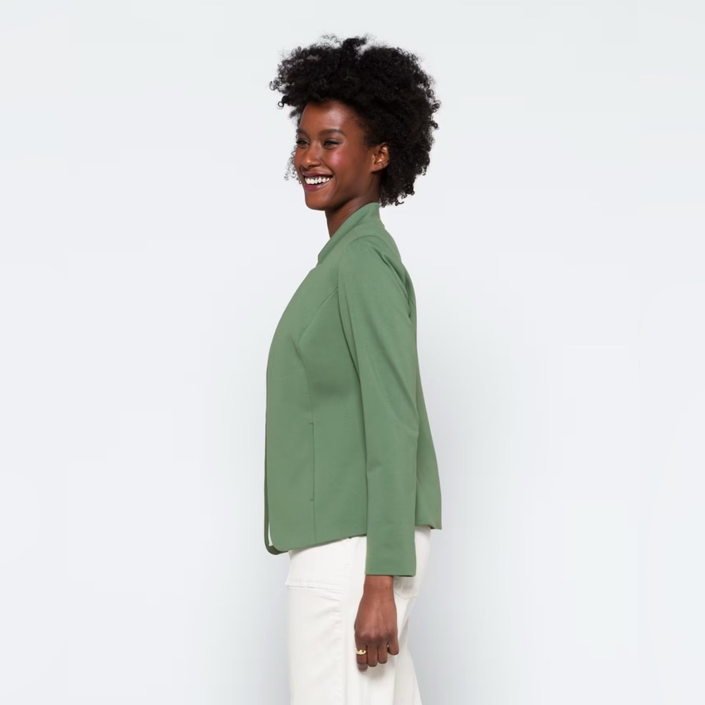 Stella Notched Collar Ponte Blazer by 41 Hawthorn - Picture 3 of 8